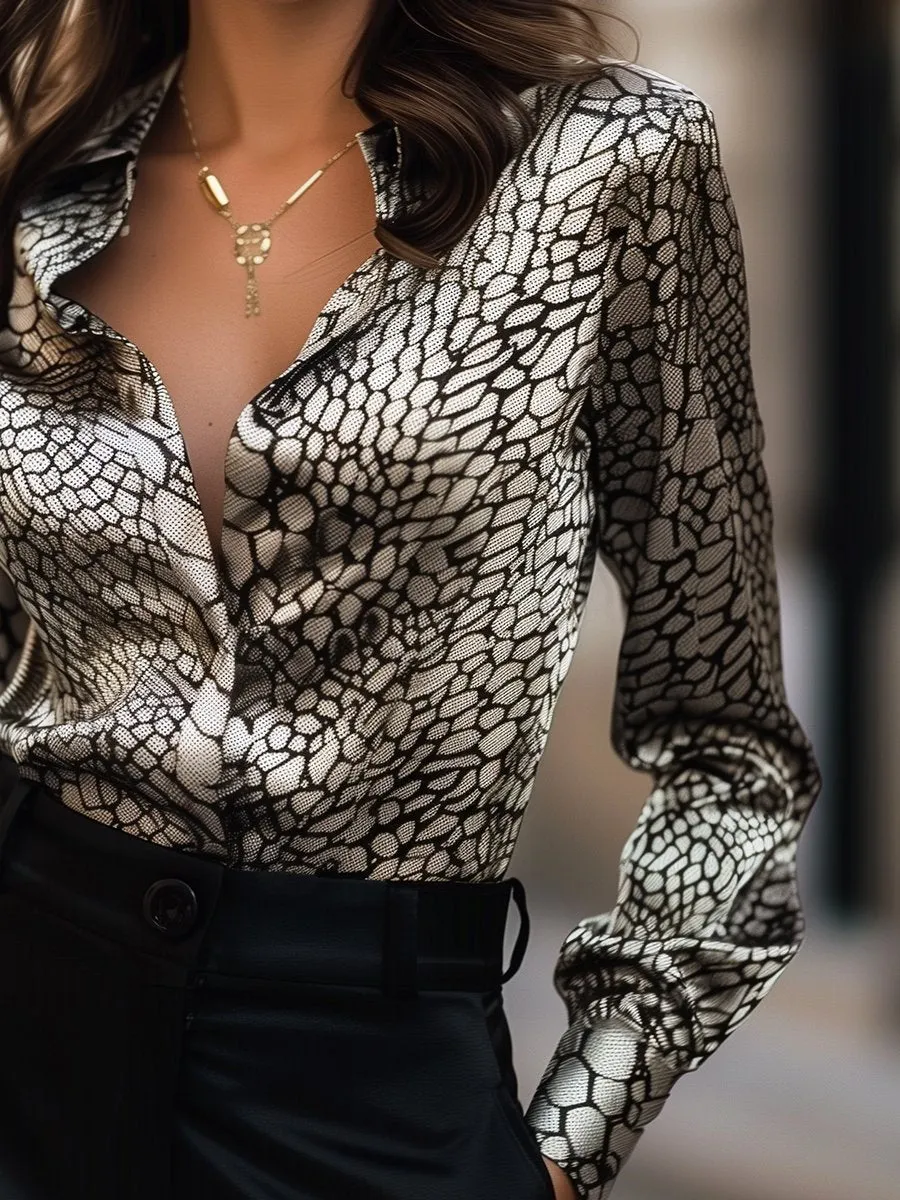 Classic Snake Pattern Printed Blouse 