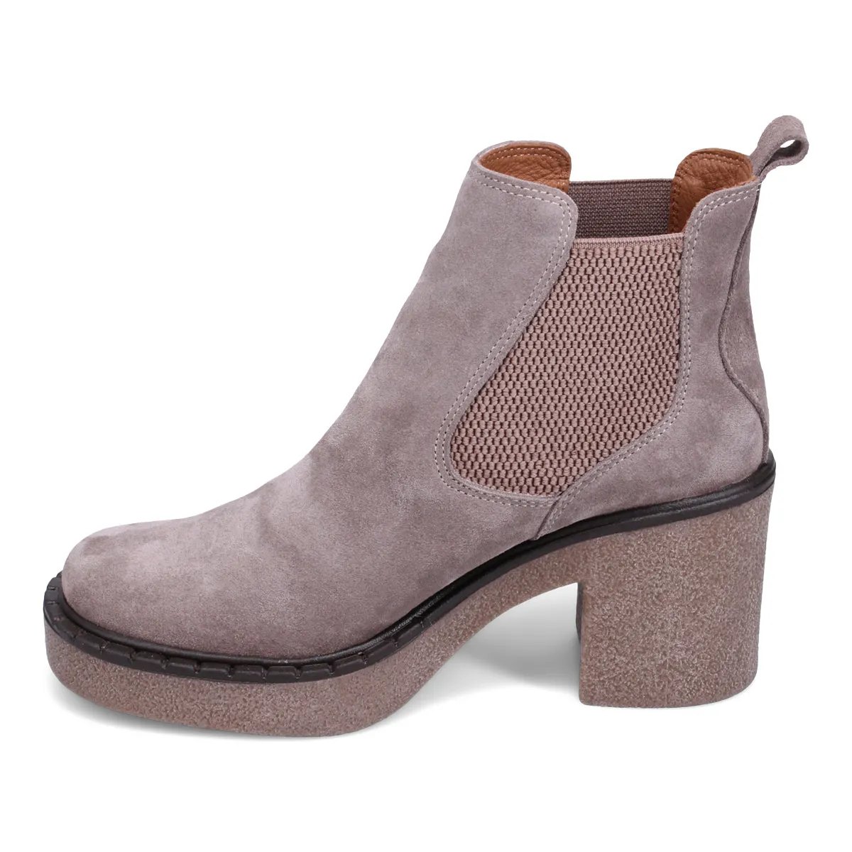 Hanna Heeled Chelsea Boot