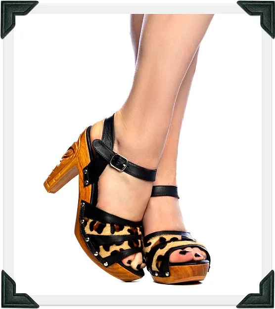 The Rockin' Tiki/with Ankle Strap - in Black Leather and Leopard Fur